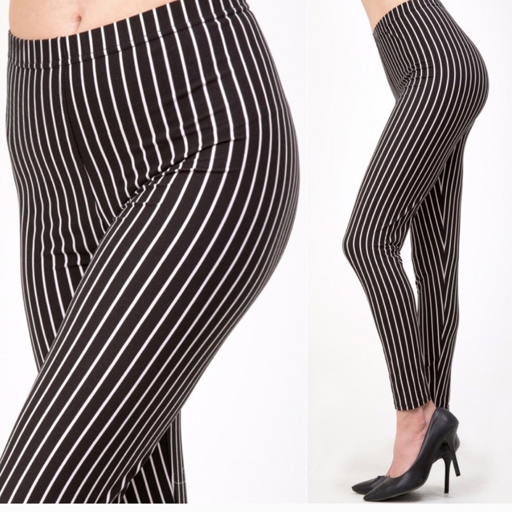 New! Clearance 🔥 Buttery Soft Brushed Striped Leggings - Picture 2 of 2